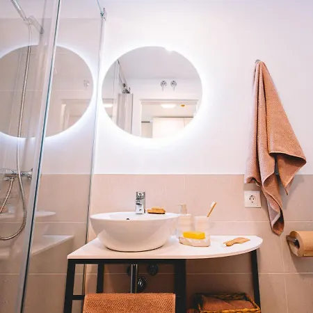 Yugo Salud Appartement Granada Buitenkant foto